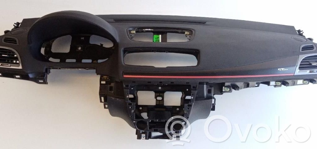 Panelė   681005907R,100513,B91055895