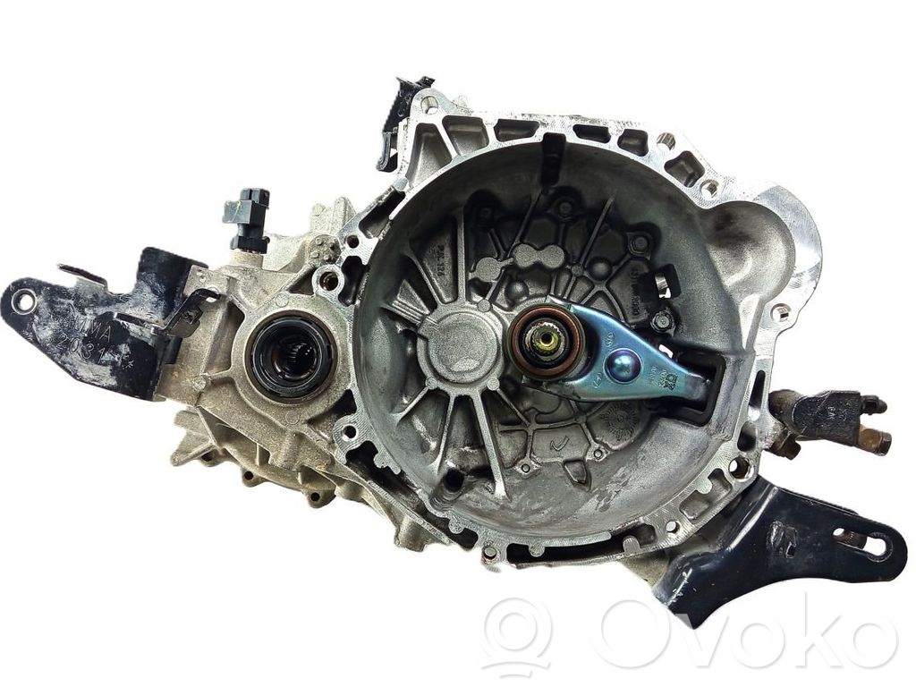 Manual 5 speed gearbox   T9J5G,100390