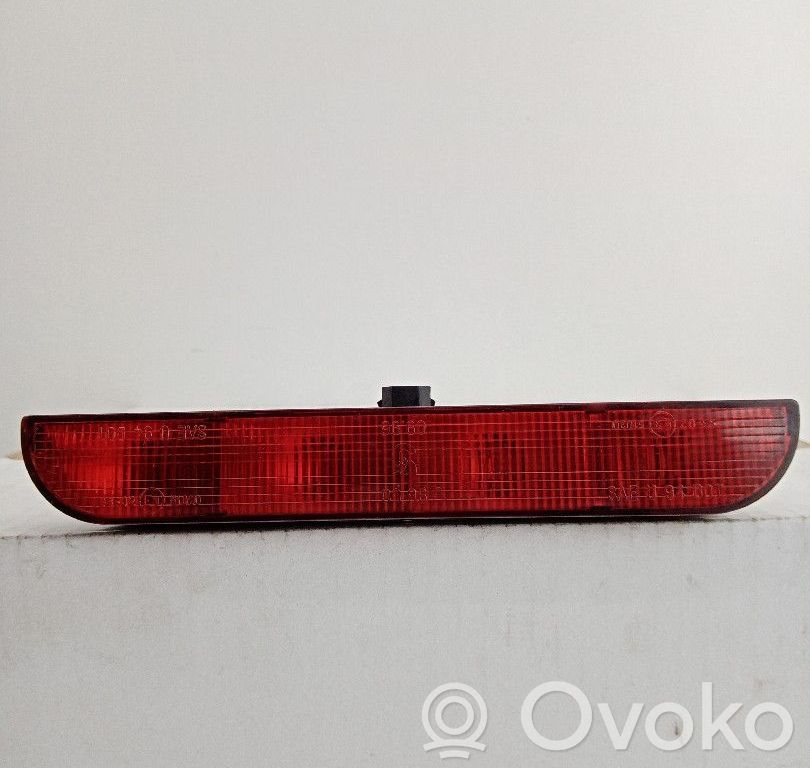 Kolmas/lisäjarruvalo   0996400