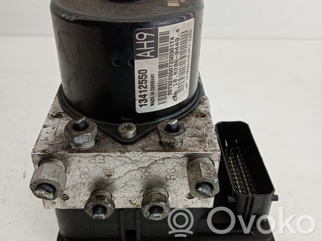 Opel Astra J Bomba de ABS 