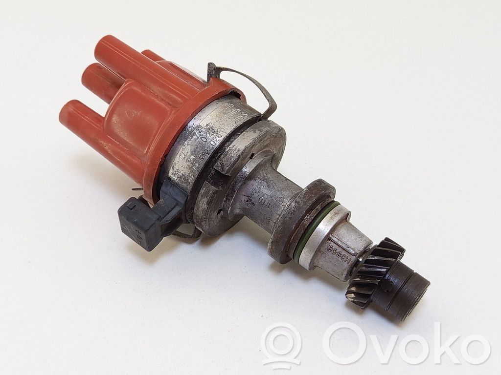 Ignition distributor   0237520005,026905205S,BOSCH