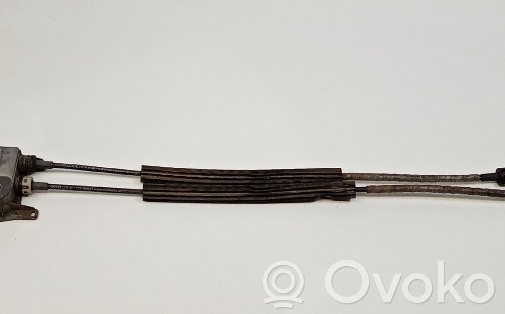 Volkswagen PASSAT B6 Lewarek zmiany biegów / dolny 