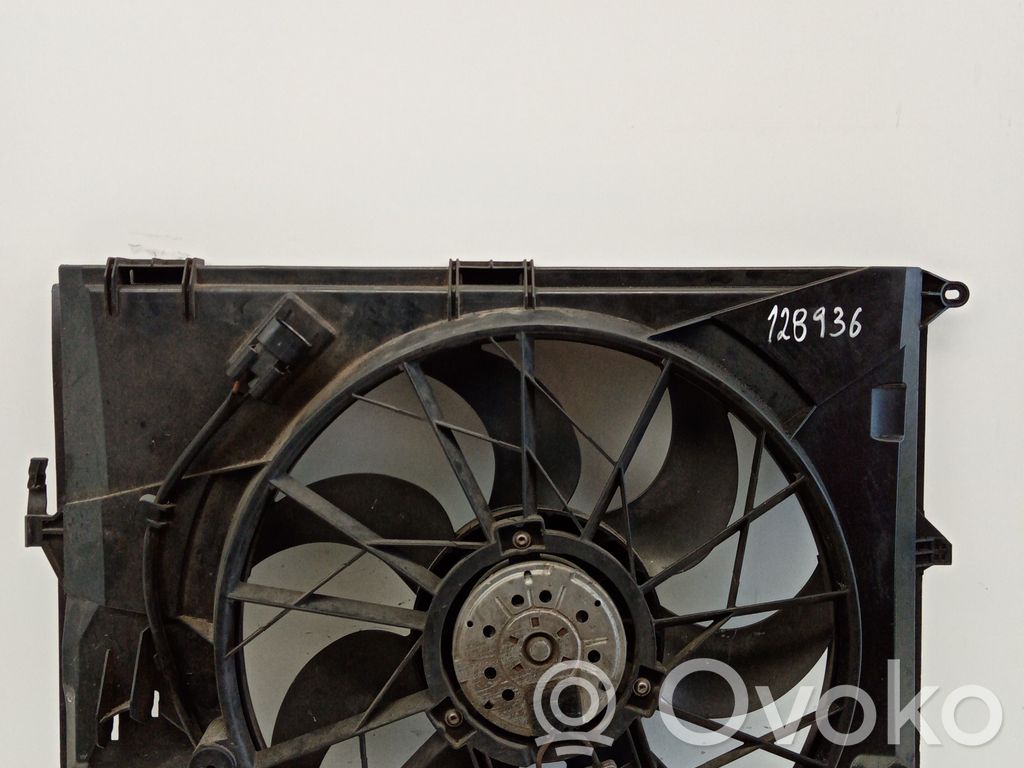BMW 1 E81 E87 Ventilator electric răcire radiator 