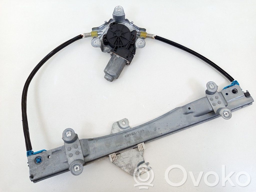 Renault Twingo II Macara geam față fără motor 