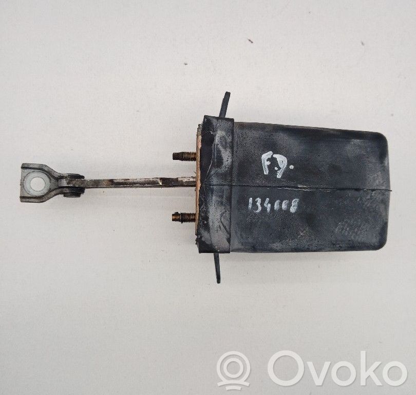 Peugeot 307 Ограничитель открытия двери 
