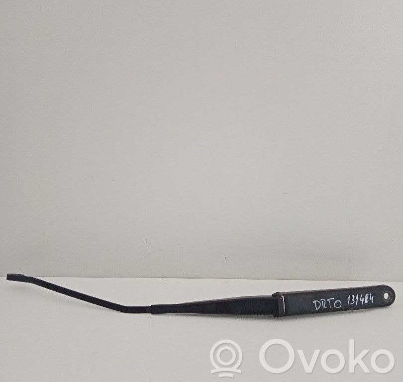 Fiat Punto (188) Front wiper blade arm 