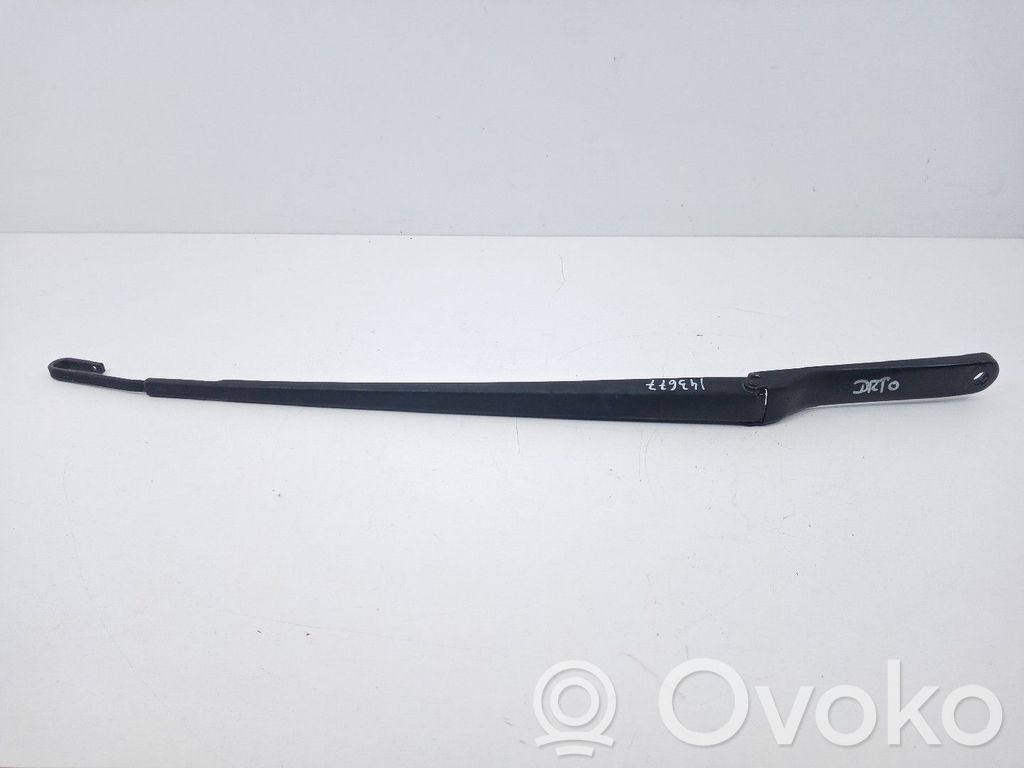 BMW X5 E53 Front wiper blade arm 