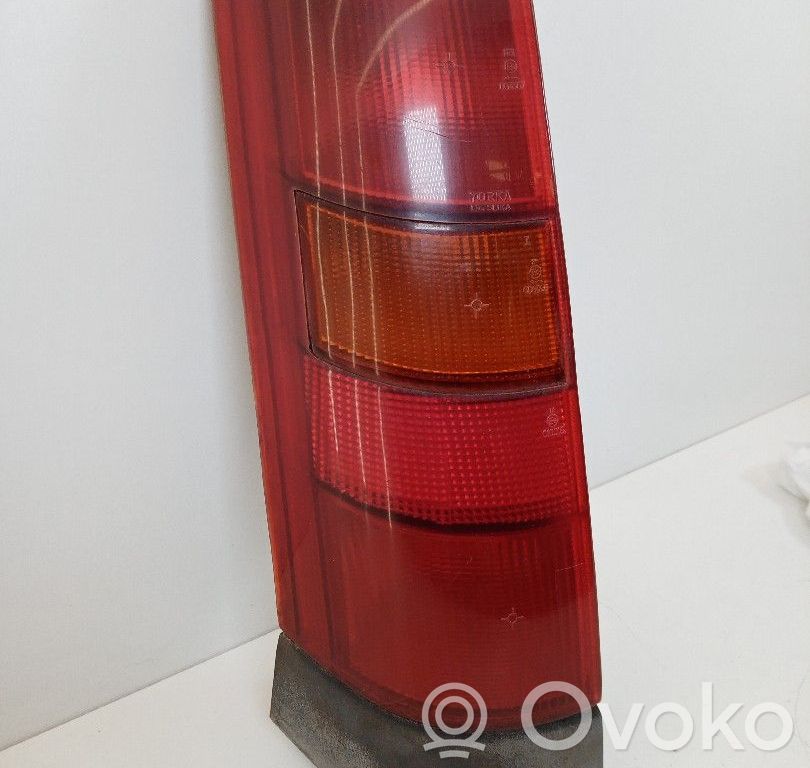 Renault 5 Задний фонарь в крышке 