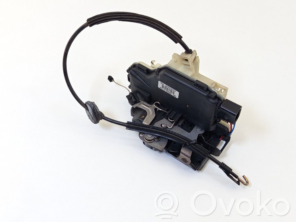 Skoda Superb B5 (3U) Front door lock 