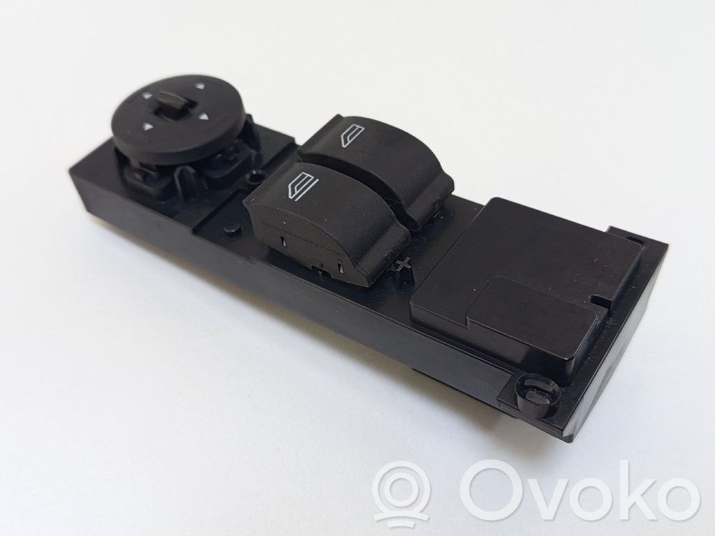 Electric window control switch   7M5T14529BA,03168080