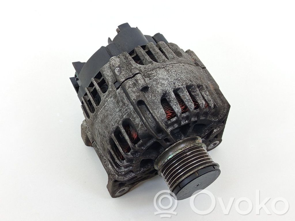 Generatorius   231000027R,211070919,2606288A,TG12C078,VALEO