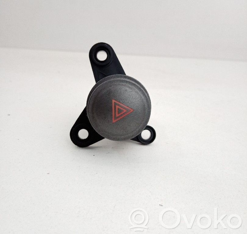Hyundai Coupe Hazard light switch 