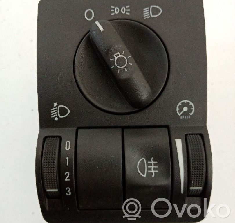Light switch   9116613,0524119,1141PC