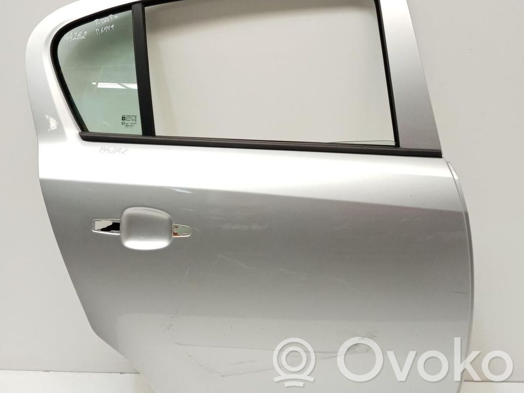 Opel Corsa D Galinės durys 