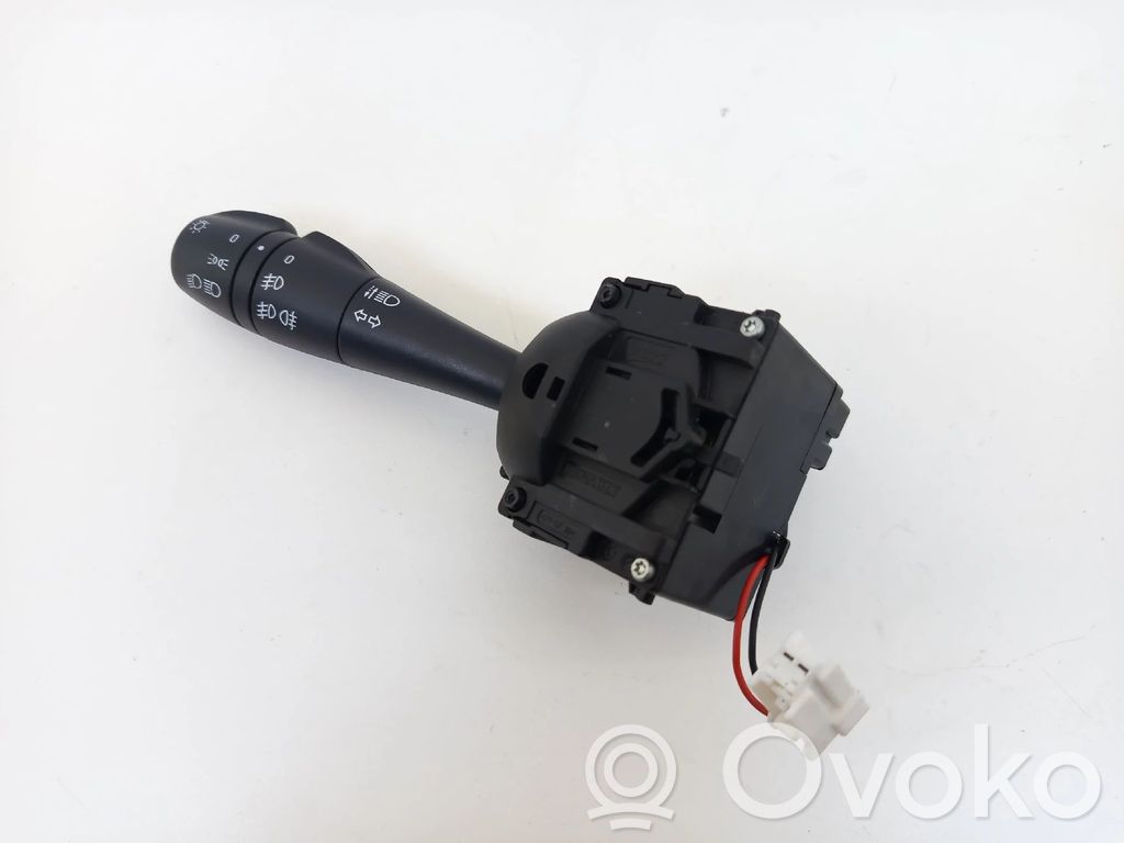 Dacia Logan II Wiper turn signal indicator stalk/switch 