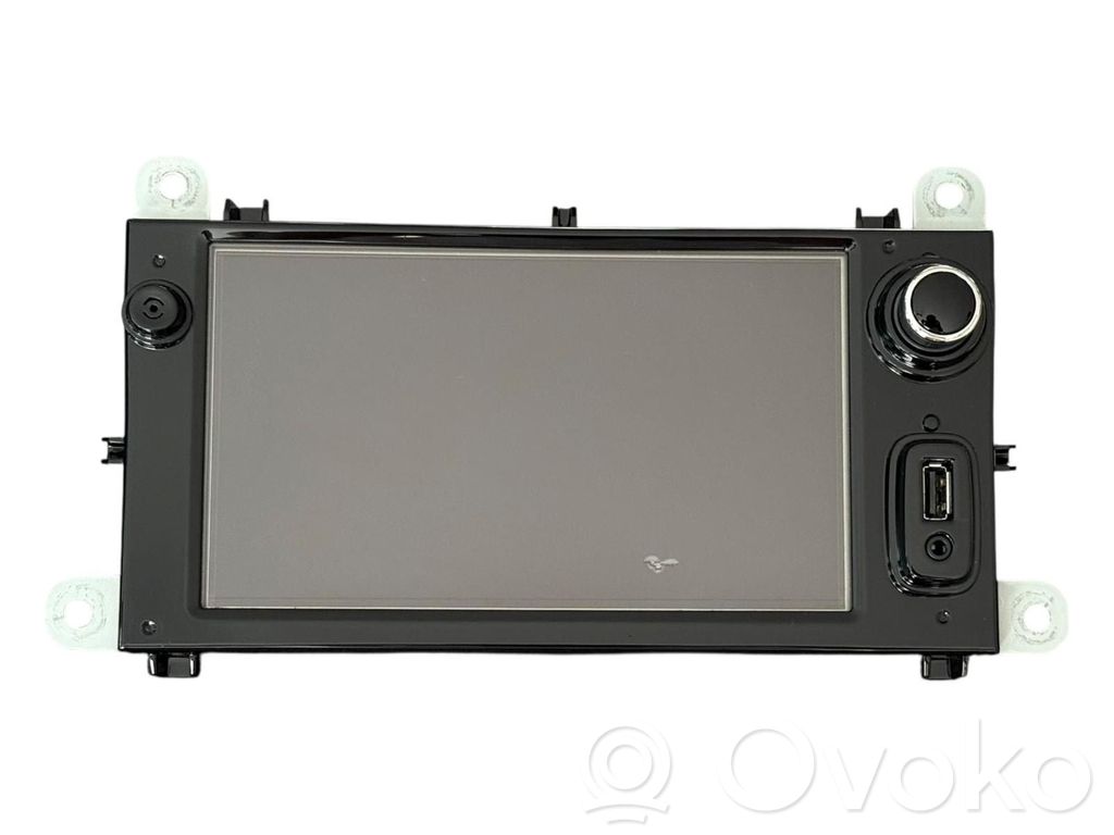 Renault Clio IV Radio/CD/DVD/GPS head unit 
