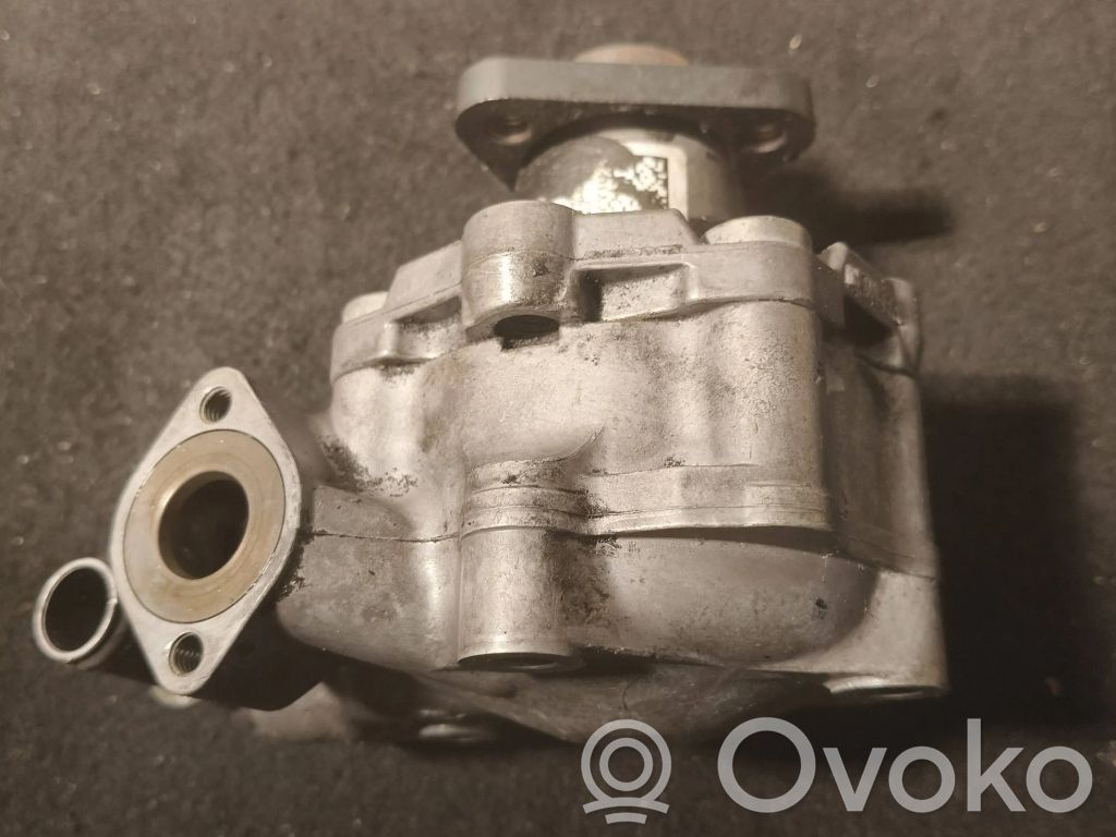 Porsche Cayenne (92A) Ohjaustehostimen pumppu 