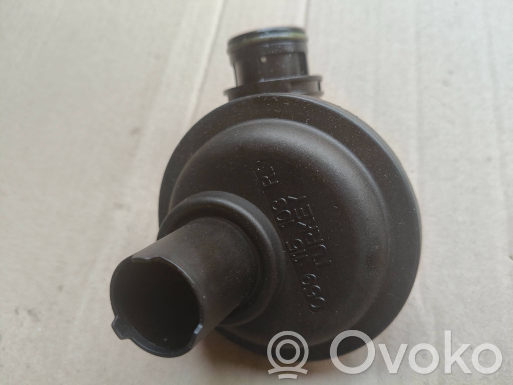 Oil sump strainer pipe   059115103R