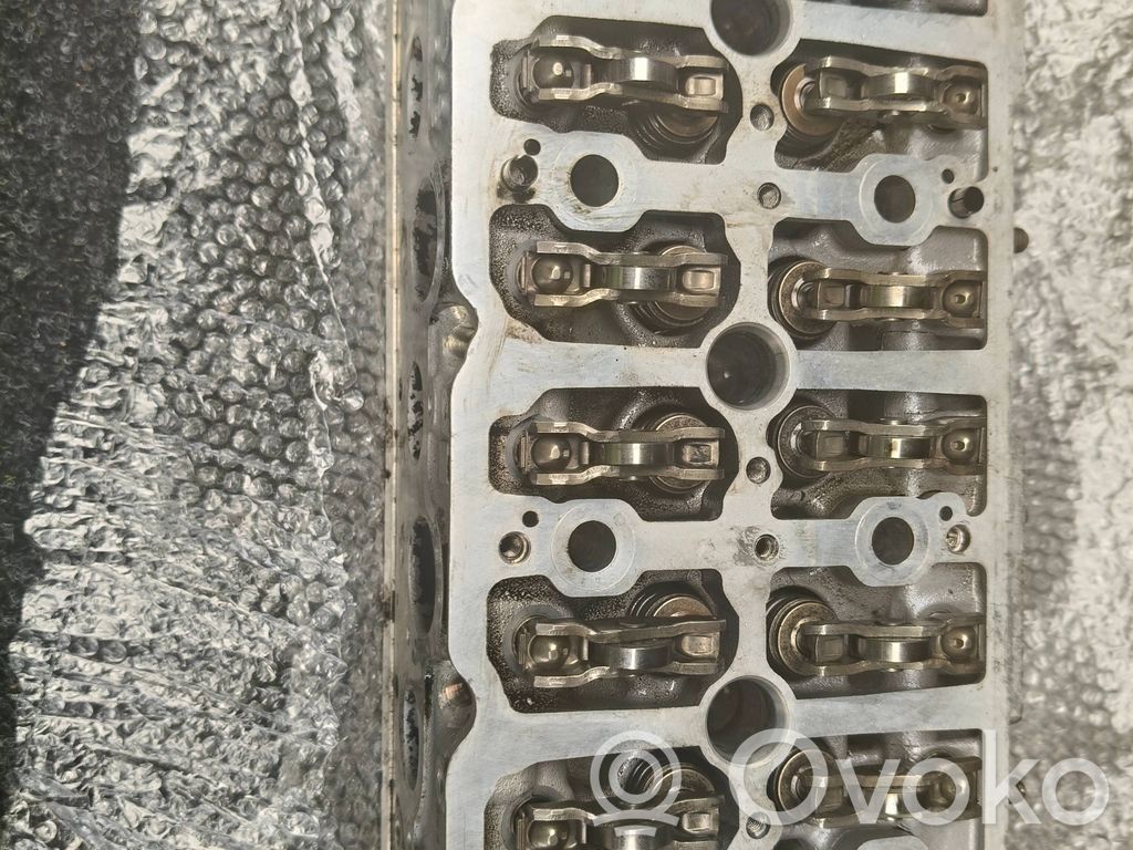 Audi Q8 Engine head 