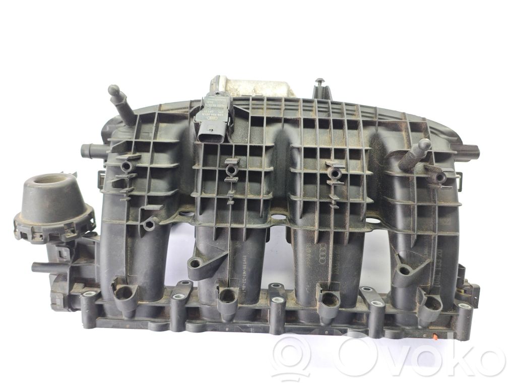 Audi A4 S4 B9 Kolektor ssący 