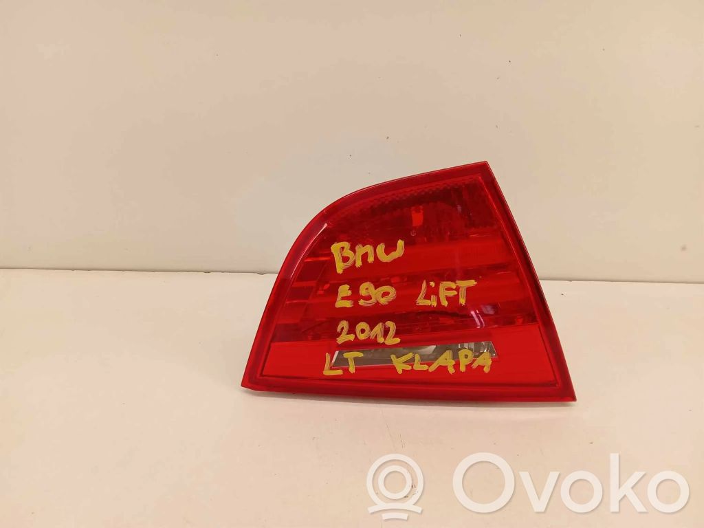 Tailgate rear/tail lights   7154159