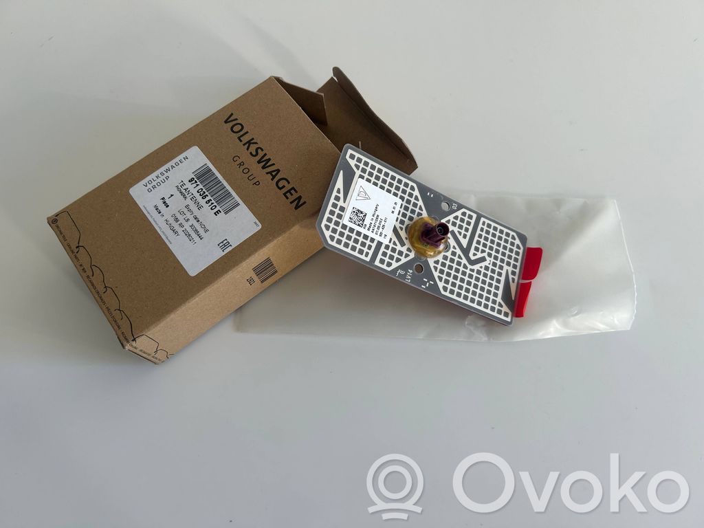 Audi A6 S6 C8 4K Antenas pastiprinātājs 