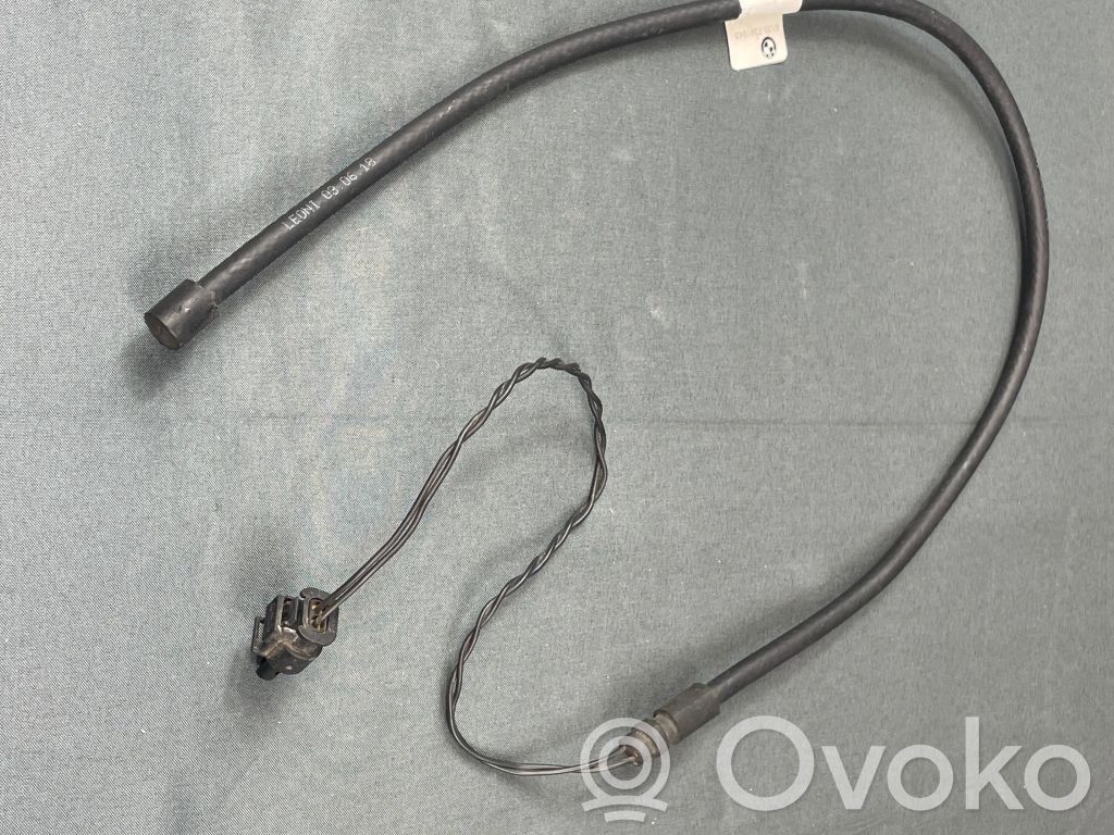 BMW 5 F10 F11 Tailgate sensor 