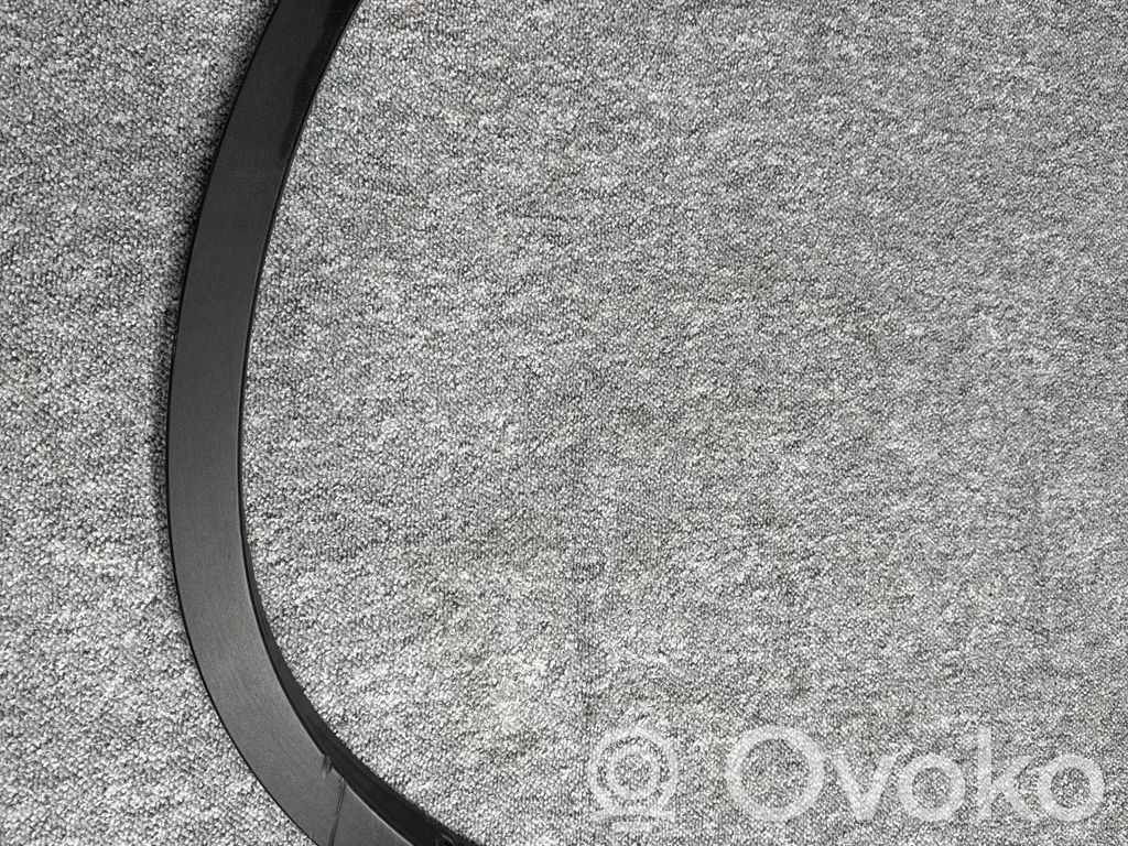 BMW X1 F48 F49 Listwa błotnika przedniego 