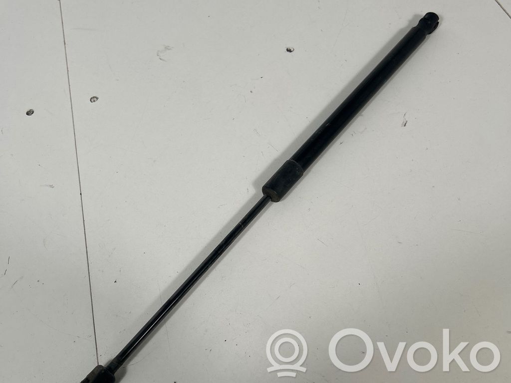 Audi A6 C7 Tailgate strut 
