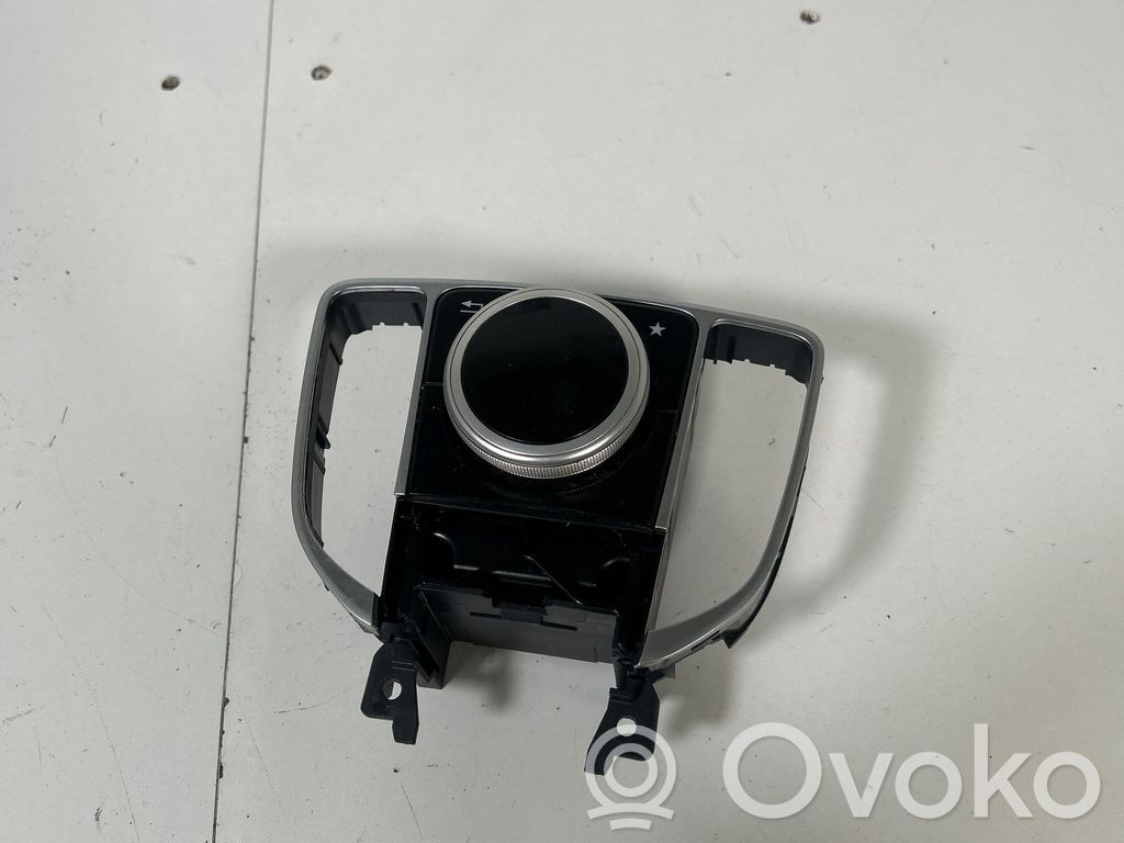 Mercedes-Benz GLC C253 Unidad central de control multimedia 