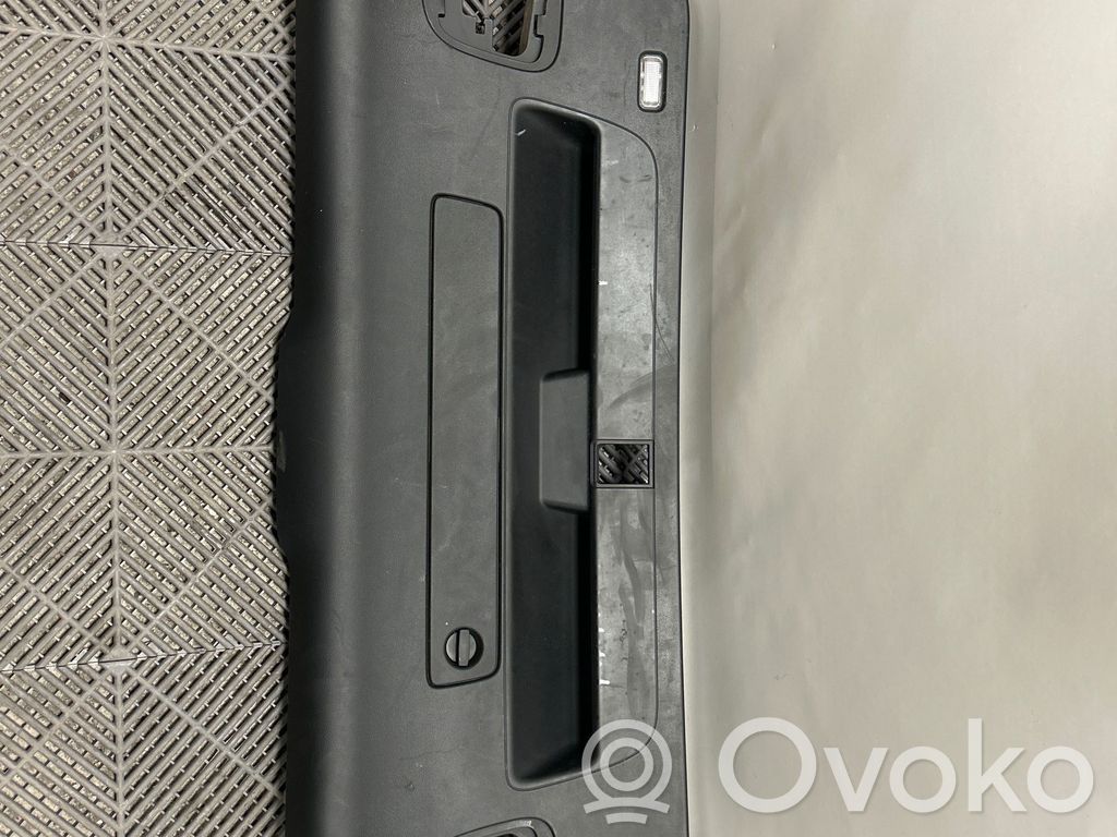 Tailgate trim   4G9867979