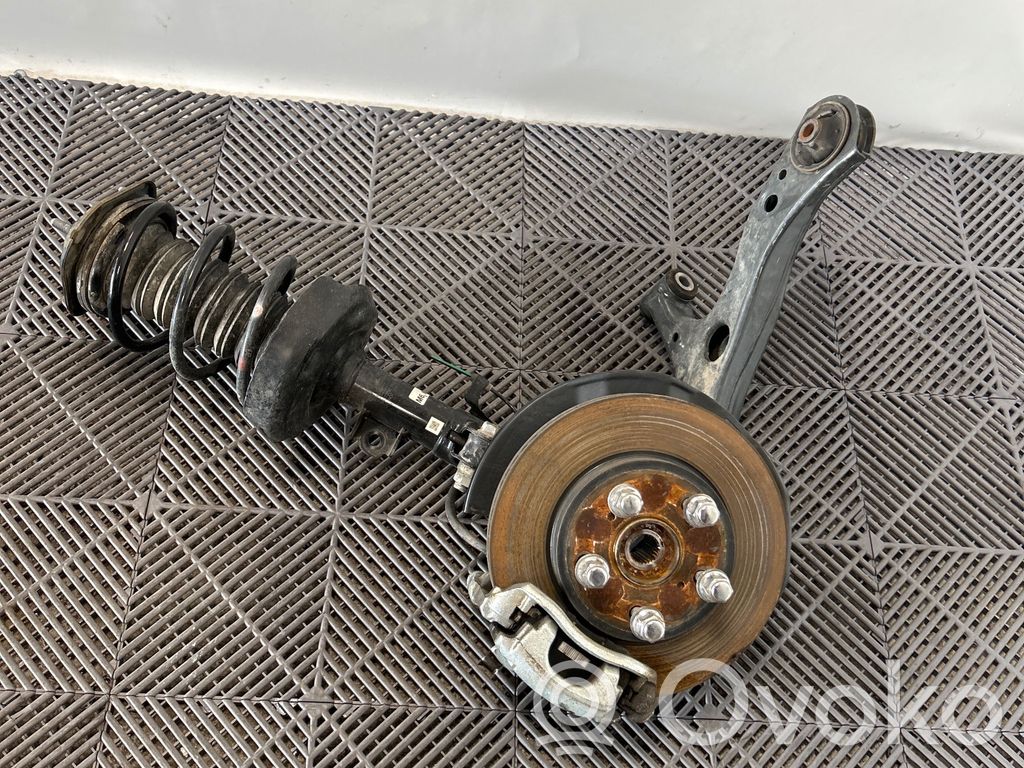 Front wheel hub spindle knuckle