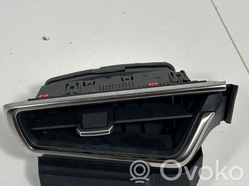 Toyota Corolla E210 E21 Luftausströmer Lüftungsdüse Luftdüse seitlich 