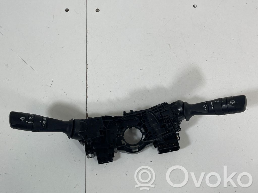 Toyota C-HR I Wiper turn signal indicator stalk/switch 