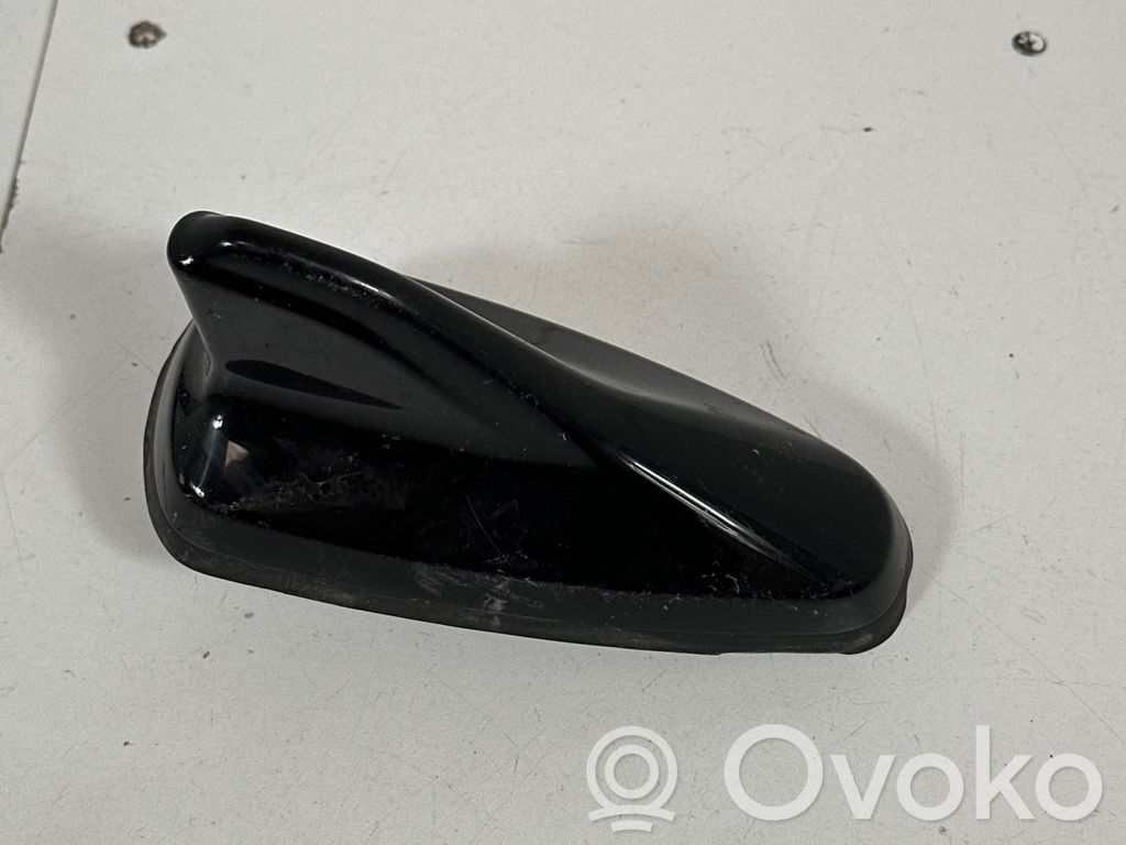 Skoda Octavia Mk4 Radion antenni 