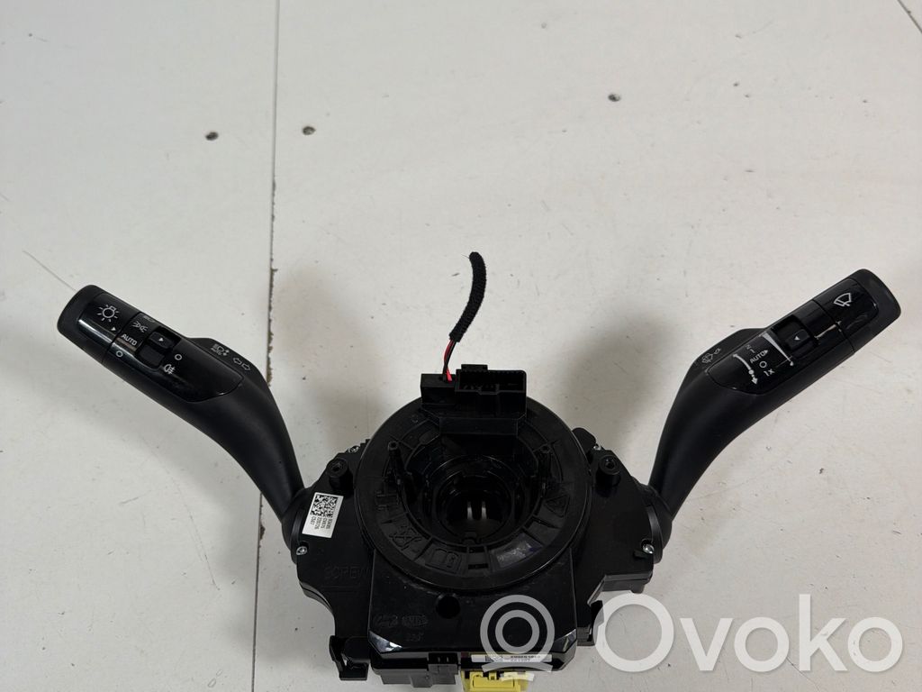 KIA EV6 Wiper turn signal indicator stalk/switch 