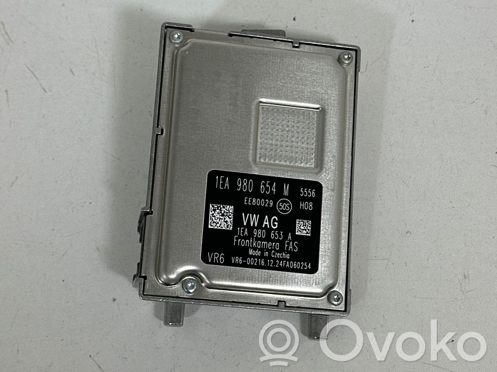 Skoda Enyaq iV Windshield/windscreen camera 