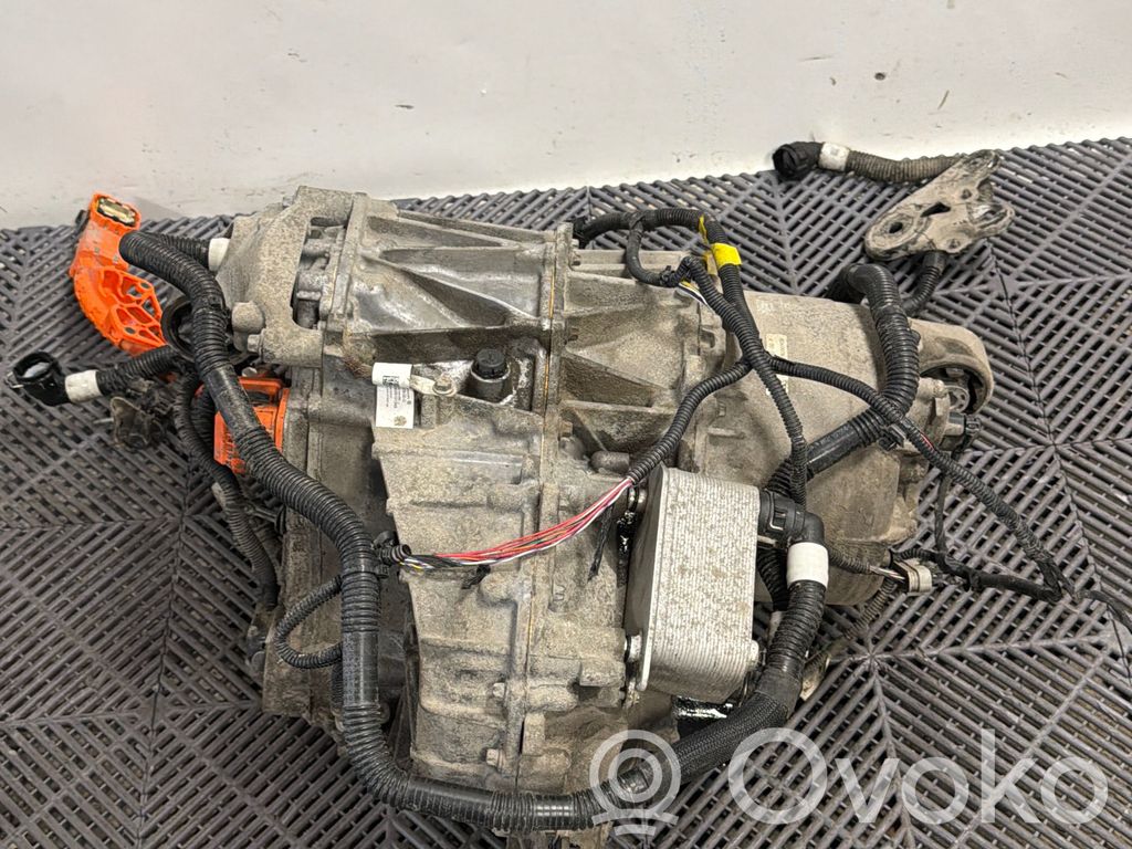 Tesla Model 3 motor de coche eléctrico 