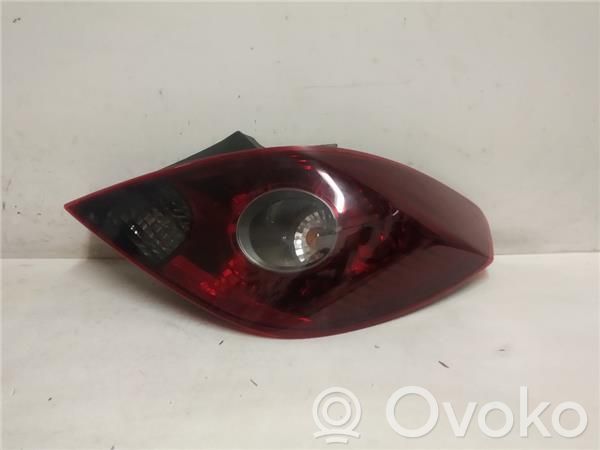 Opel Corsa D Takavalon polttimo 