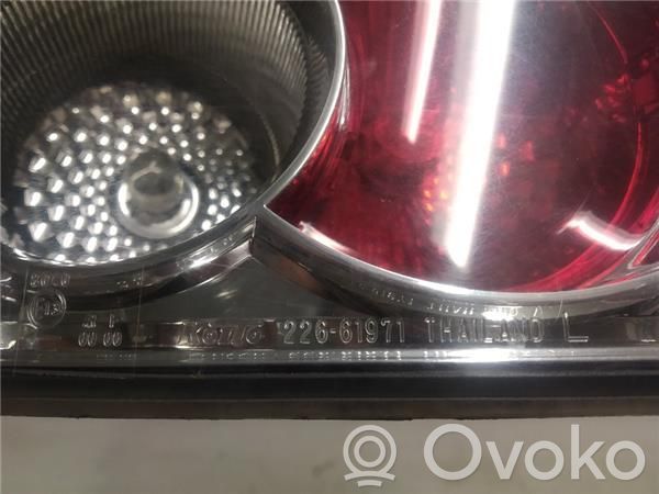 Lámpara de faros/luces traseros   22661971