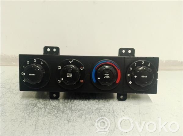 KIA Carnival Przycisk / Włącznik klimatyzacji A/C 