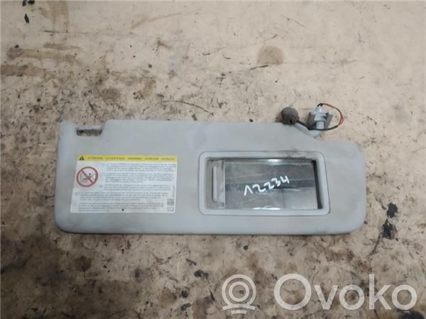 Sun visor
