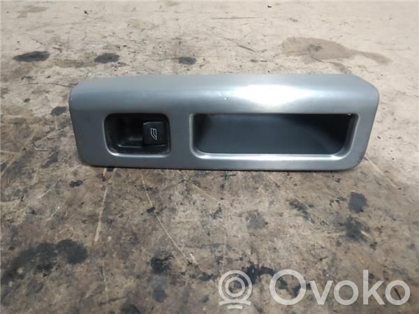 Electric window control switch   30658449,8663813