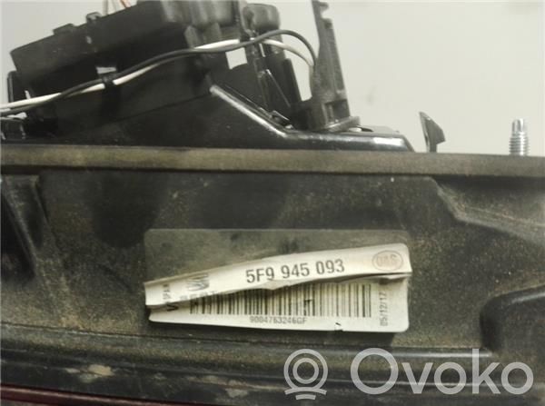 Seat Leon (5F) Takavalon polttimo 