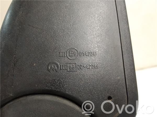 Ford Mondeo Mk III Front door electric wing mirror 