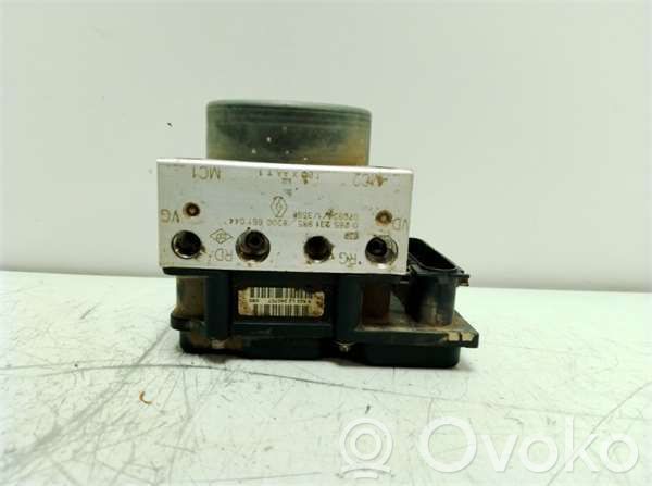 Unidad de control/módulo del ABS   8200661044