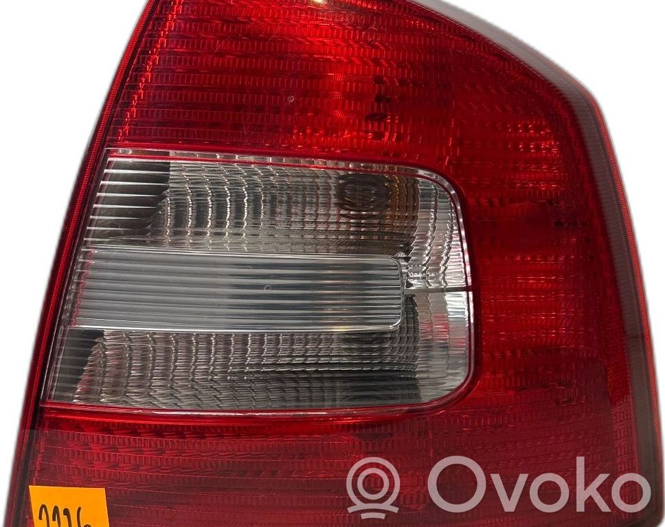 Lampa tylna   1Z9945096A