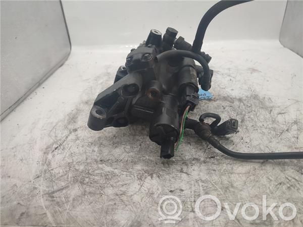 Mechanical fuel pump