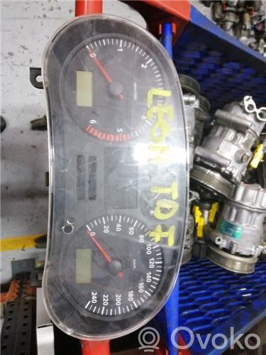 Speedometer (instrument cluster)   W01M0920801A,W01M0920801A
