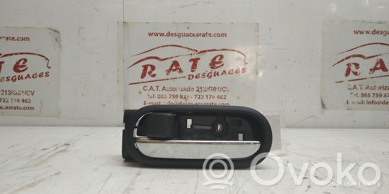 Manecilla interna puerta trasera   H9A
